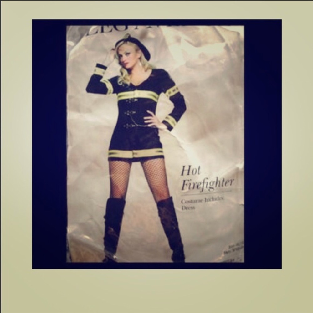 Sexy firefighter Halloween costume